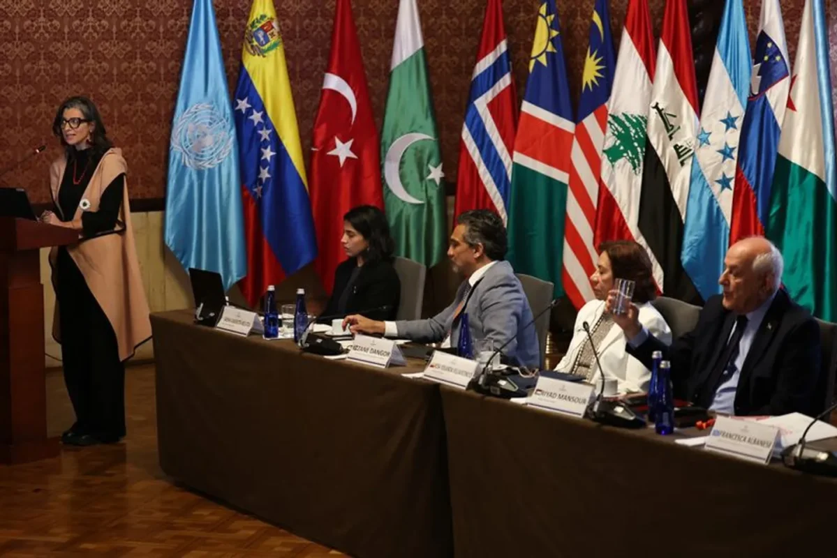 Grupo La Haya acuerda impedir suministro de armas a Israel
