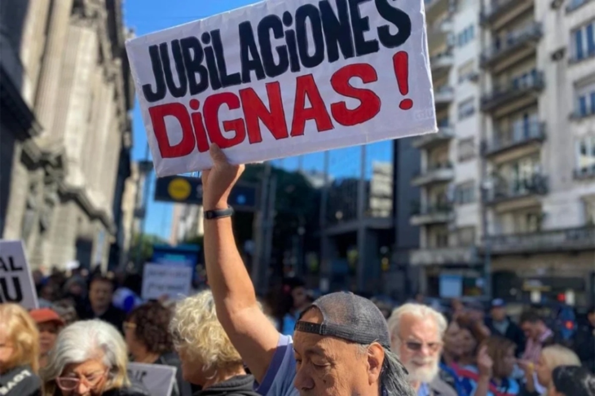 Congreso de Argentina aprueba aumento de pensiones