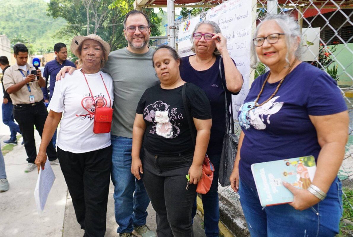 Canciller: Comicios municipales y Consulta Popular fortalece democracia participativa