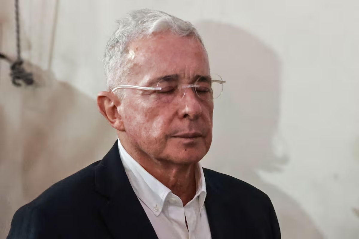 Tribunal de Bogotá niega petición de defensa de Uribe