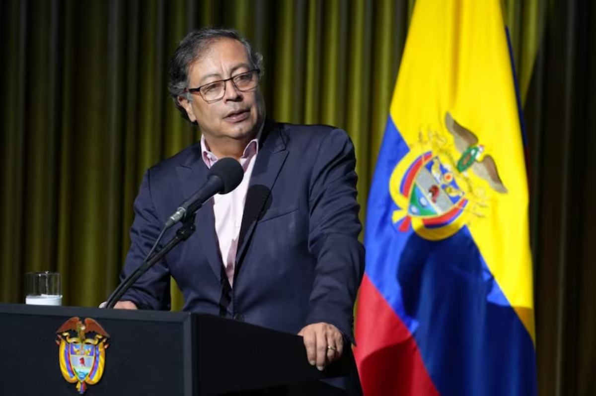 Petro advierte que sectores de Colombia desean invasión a Venezuela