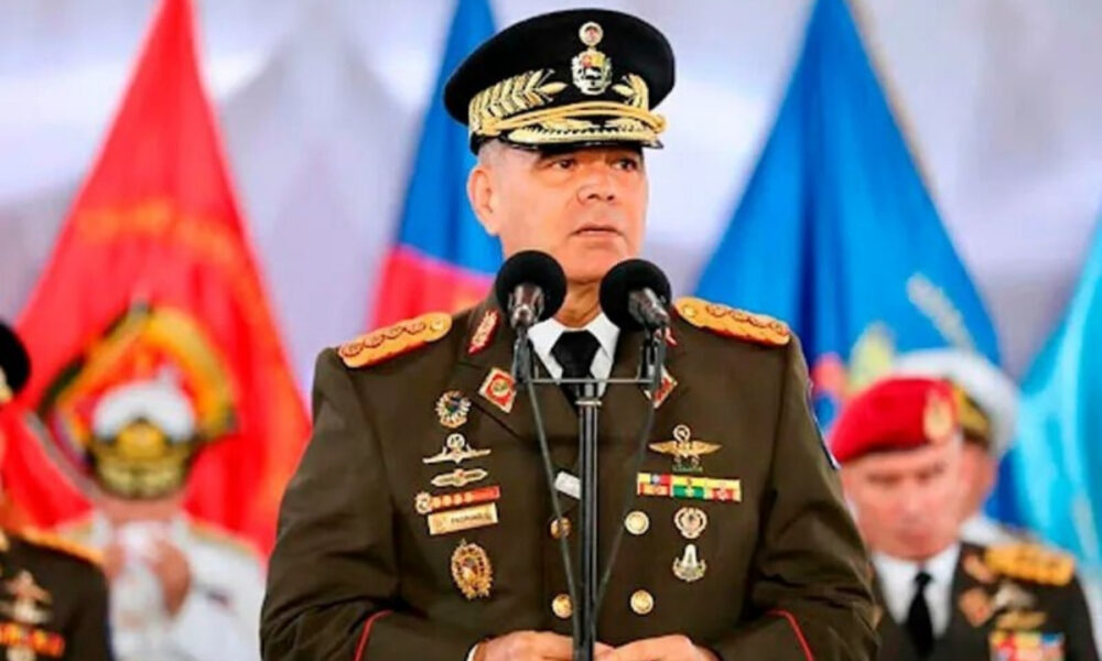 Ministro Padrino López condena "maquinaria de mentiras" nazi de EEUU