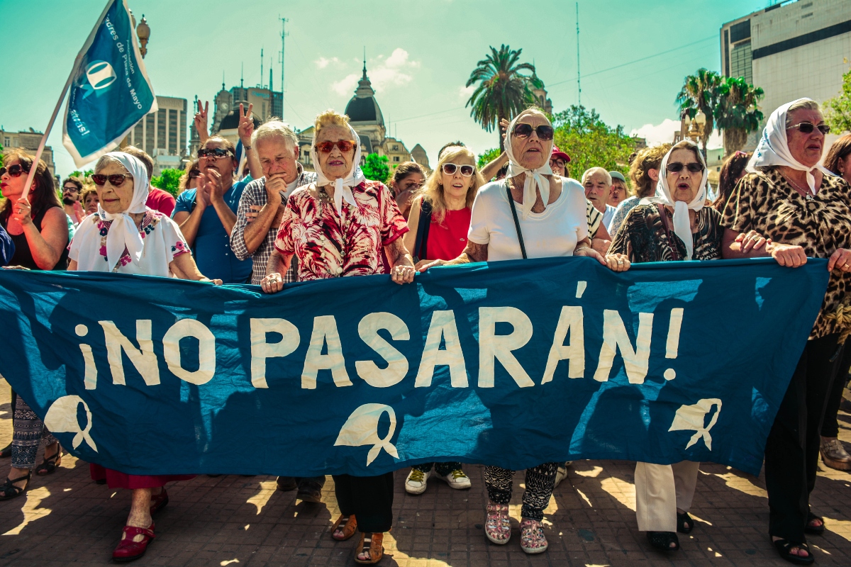 Madres de Plaza de Mayo respaldan a Maduro