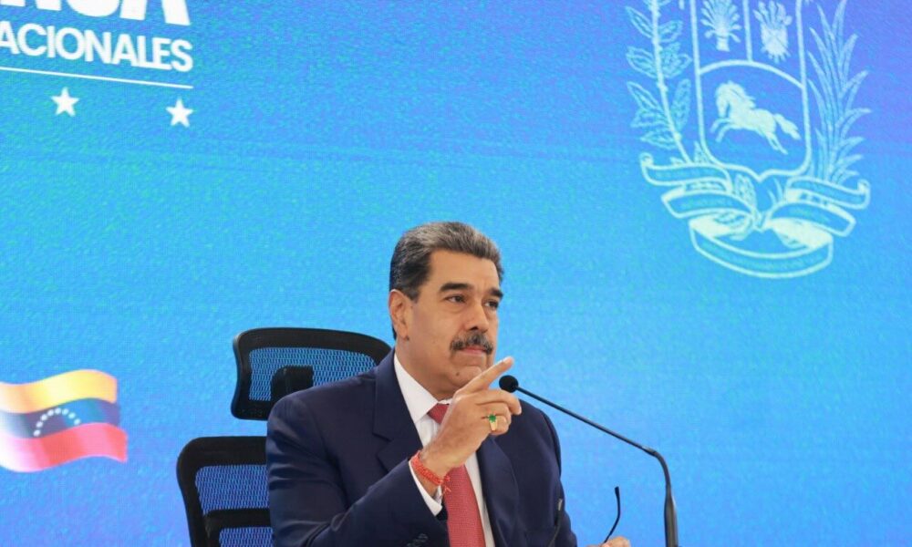 Presidente Maduro agradece acompañamiento del pueblo en su lucha