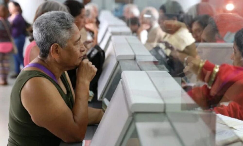 Pago a pensionados inicia este lunes en Sistema Patria