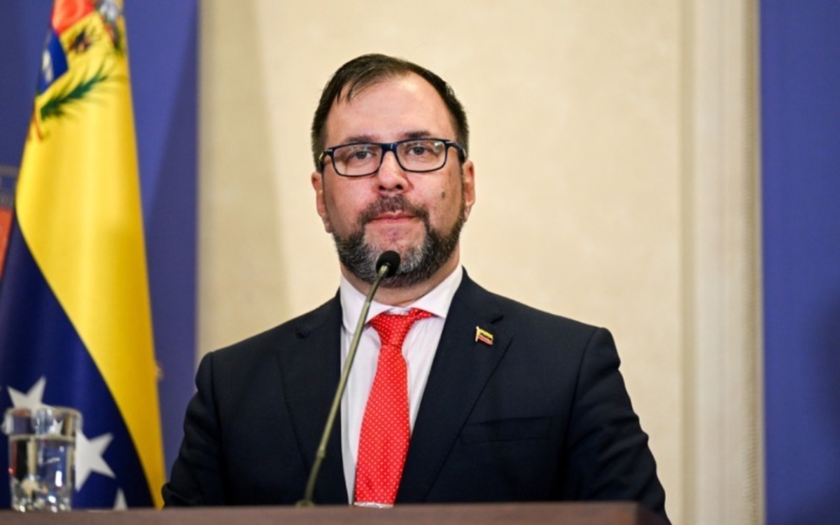 Canciller rechaza relato hostil de senador estadounidense