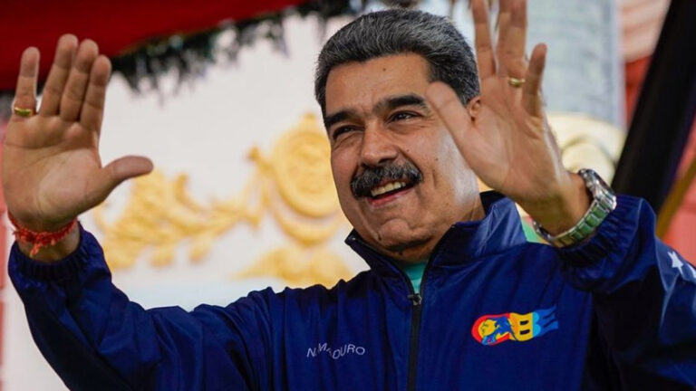 Presidente felicita al pueblo venezolano tras romper récord en la Cuarta Consulta Popular