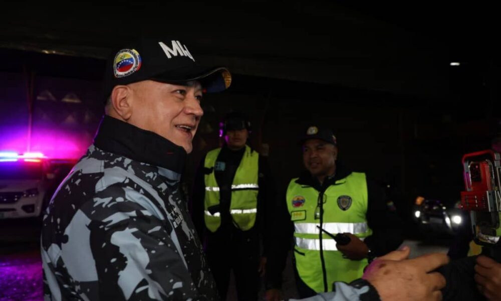 Ministro Cabello: hacemos nuestra parte para garantizar la paz