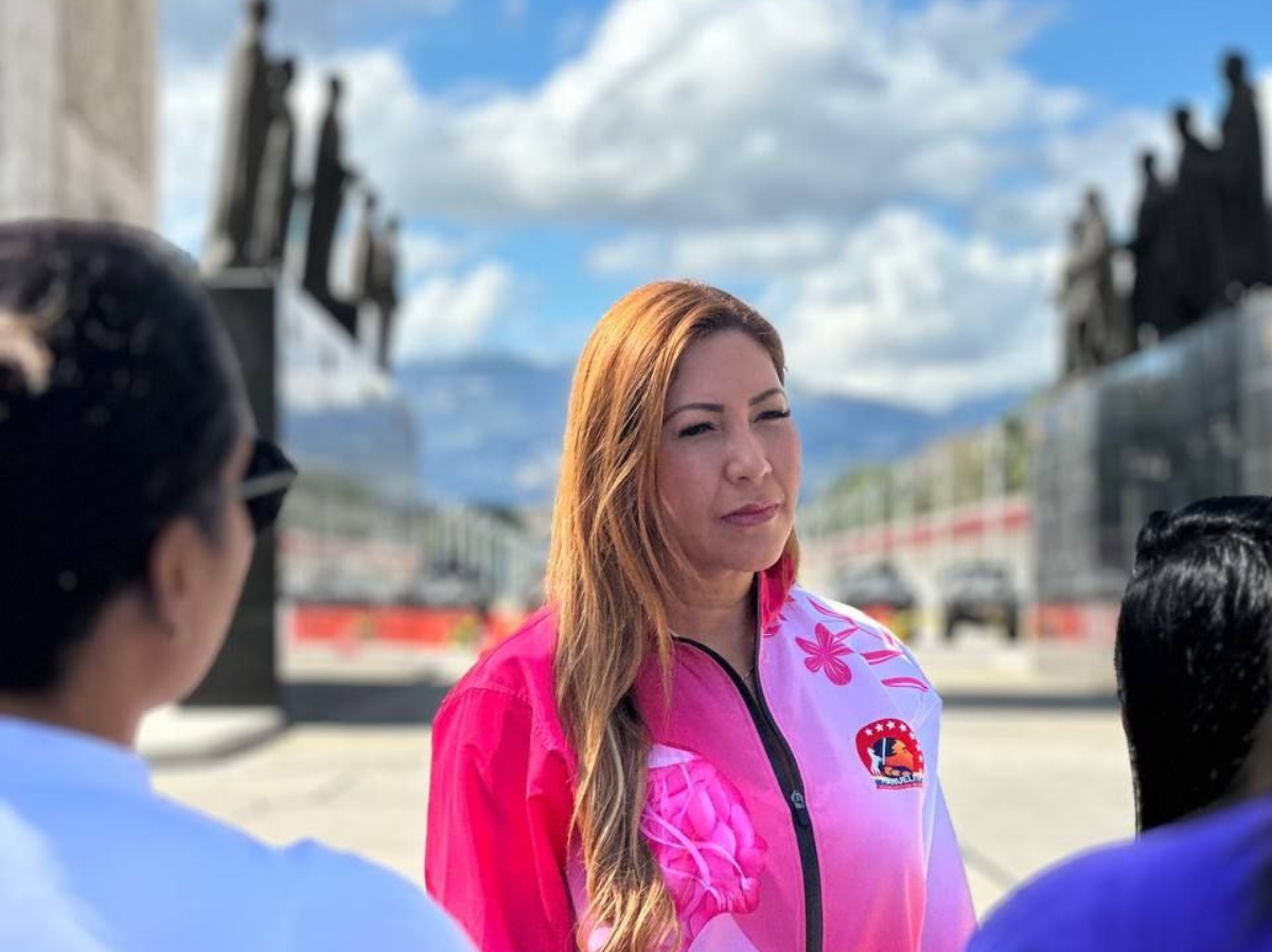 Mujeres del Transporte conmemoraron nacimiento de Manuela Sáenz