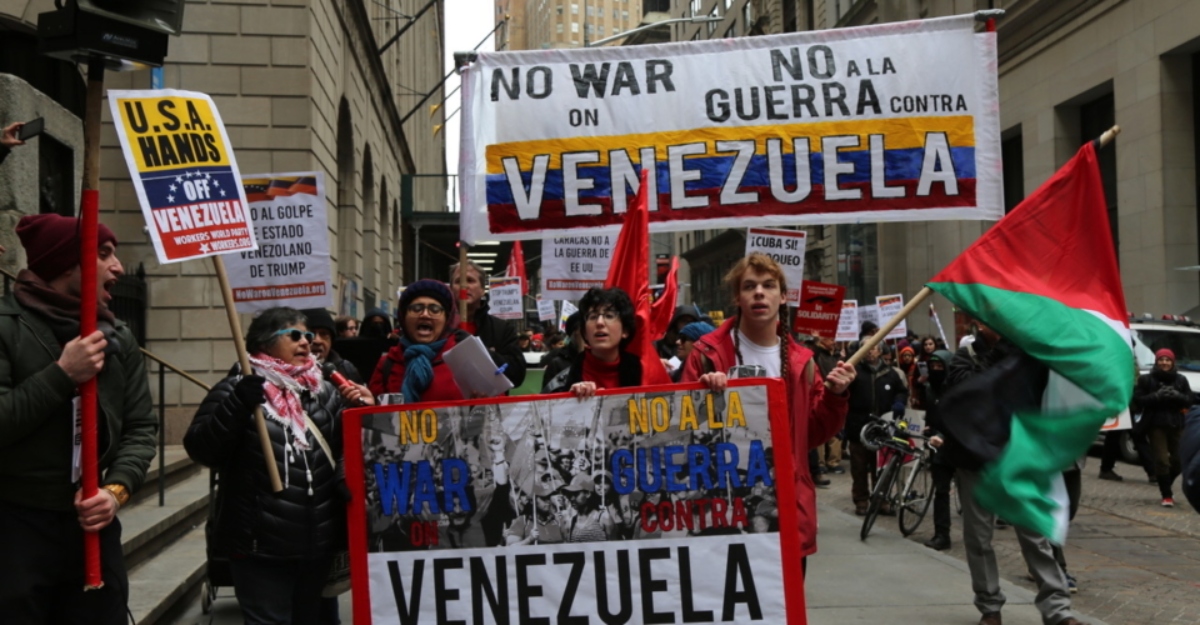 Colectivos realizaron protestas frente a la Casa Blanca contra amenazas de EEUU a Venezuela