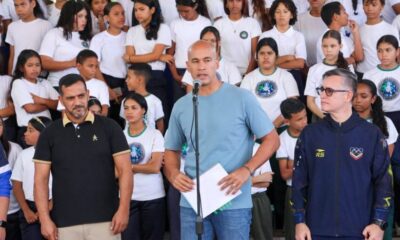 Ministro Héctor Rodríguez anunció la creación de 5.000 aulas de educación inicial