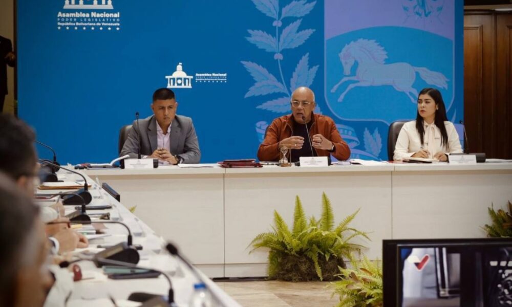 AN impulsa ley para acelerar trámites administrativos