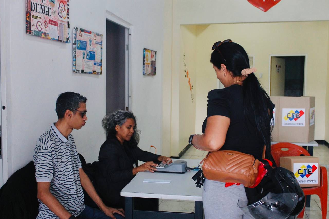 Comienza formación de miembros de mesa para Consulta Popular del 8M