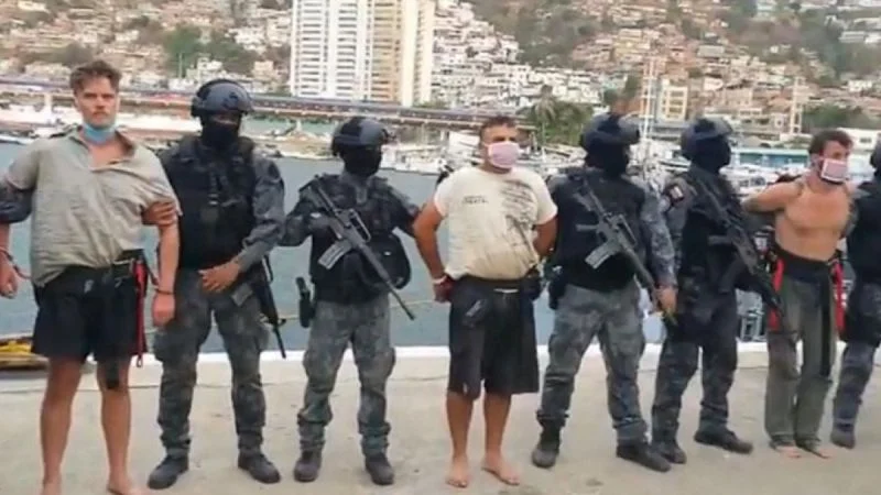 Infiltrar terroristas 