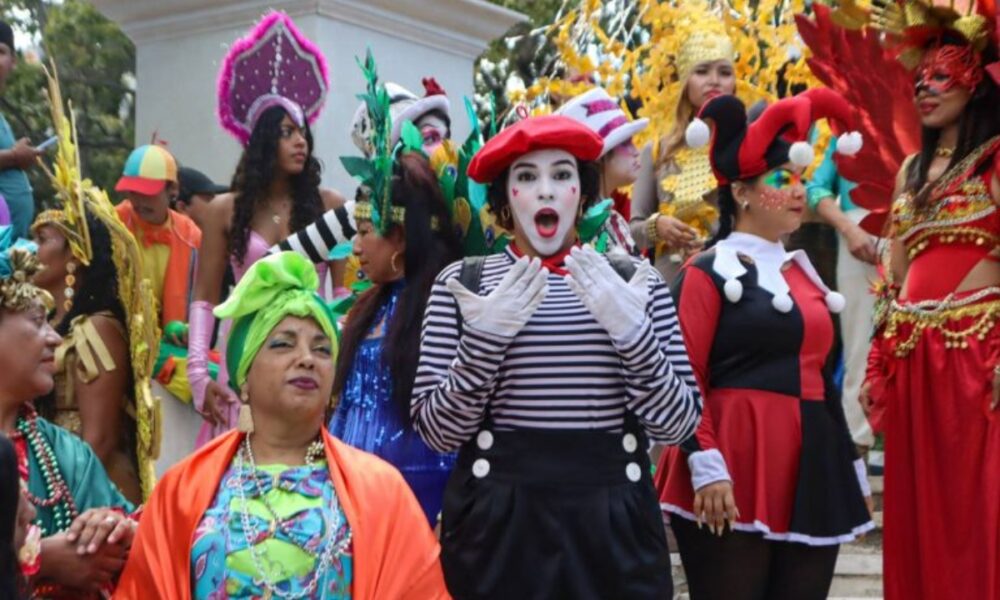 Venezolanos disfrutan con alegría y paz los Carnavales 2026