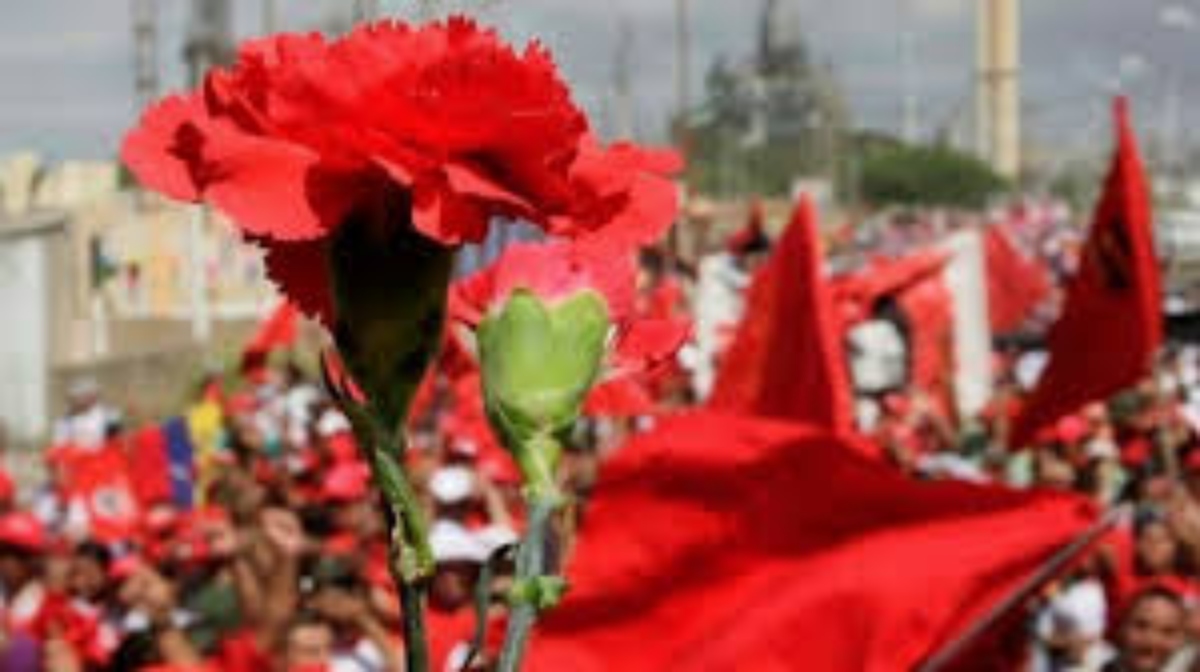 Marcha de los Claveles en honor a Alí Primera