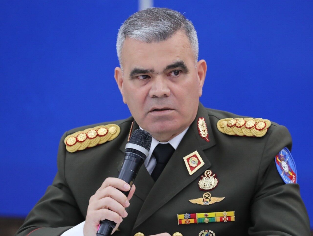 Padrino López: "estamos con el honor y la moral intactos"