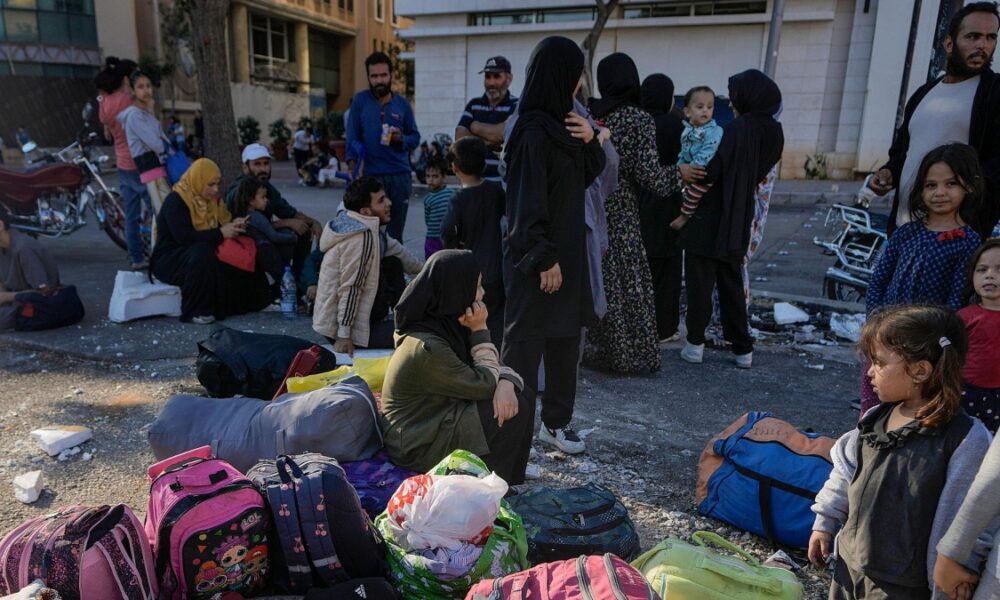 Pasan de 500 mil los desplazados del Líbano por ataques israelíes