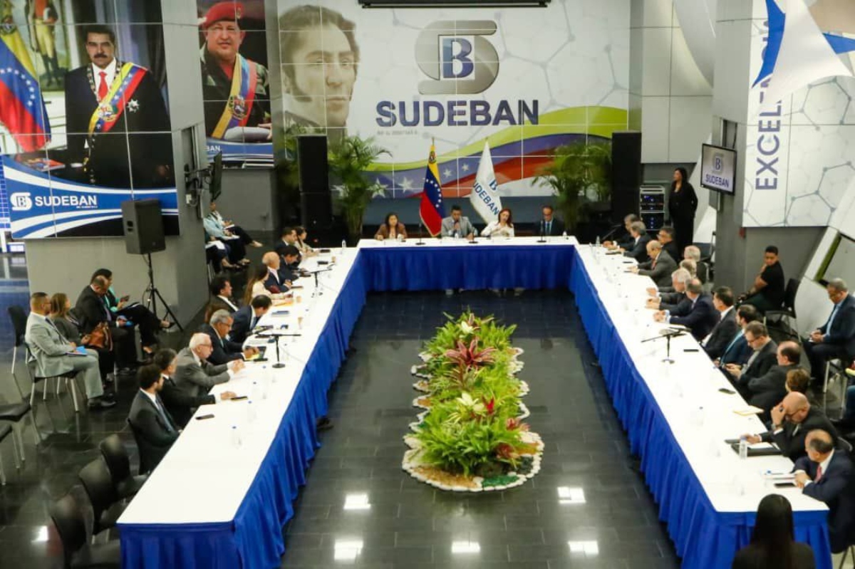 Sudeban realiza primera reunión del año con sectores público y privado
