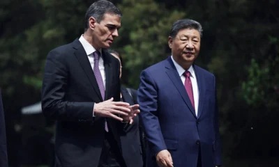Xi