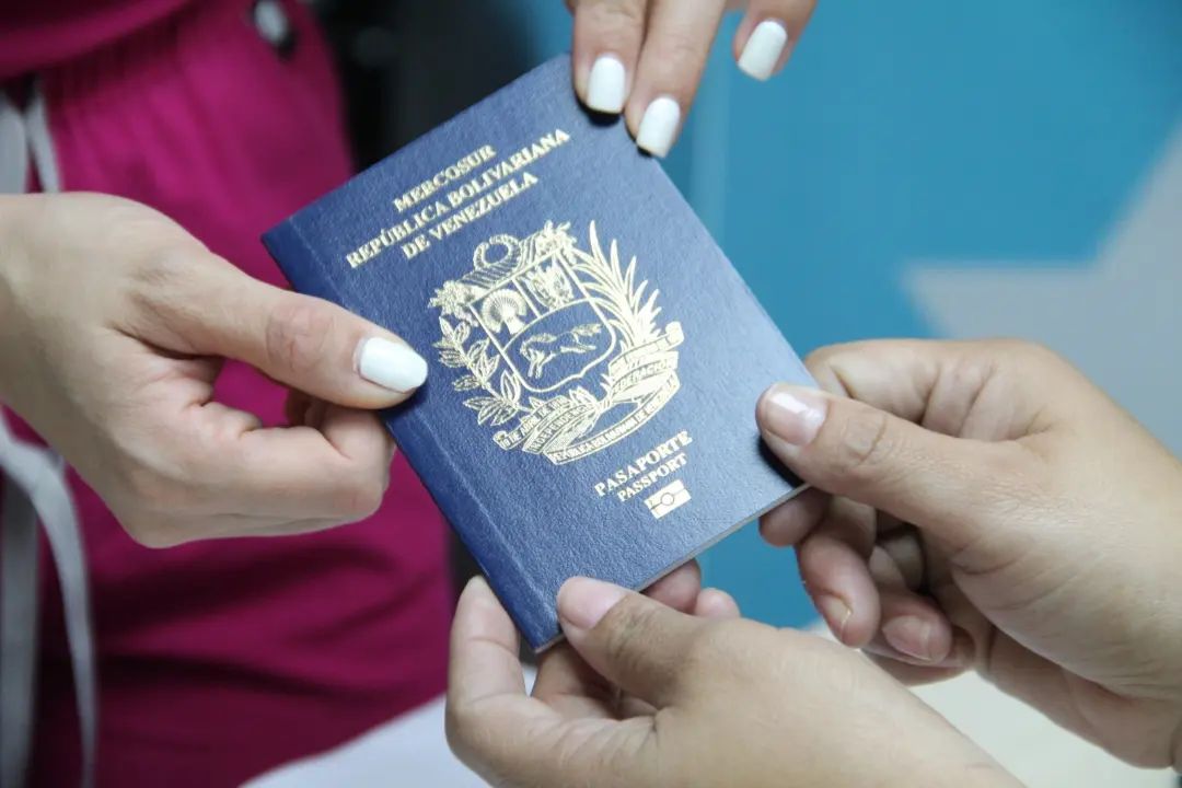 Conozca los costos y el tiempo de espera del pasaporte venezolano