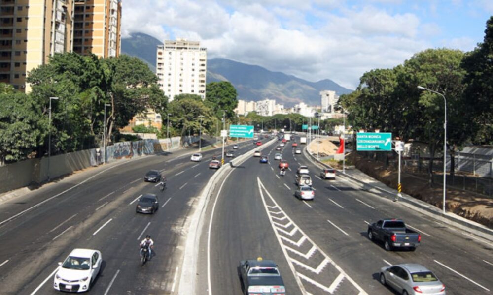 Autopista Valle-Coche tendrá obras nocturnas de rehabilitación por dos meses