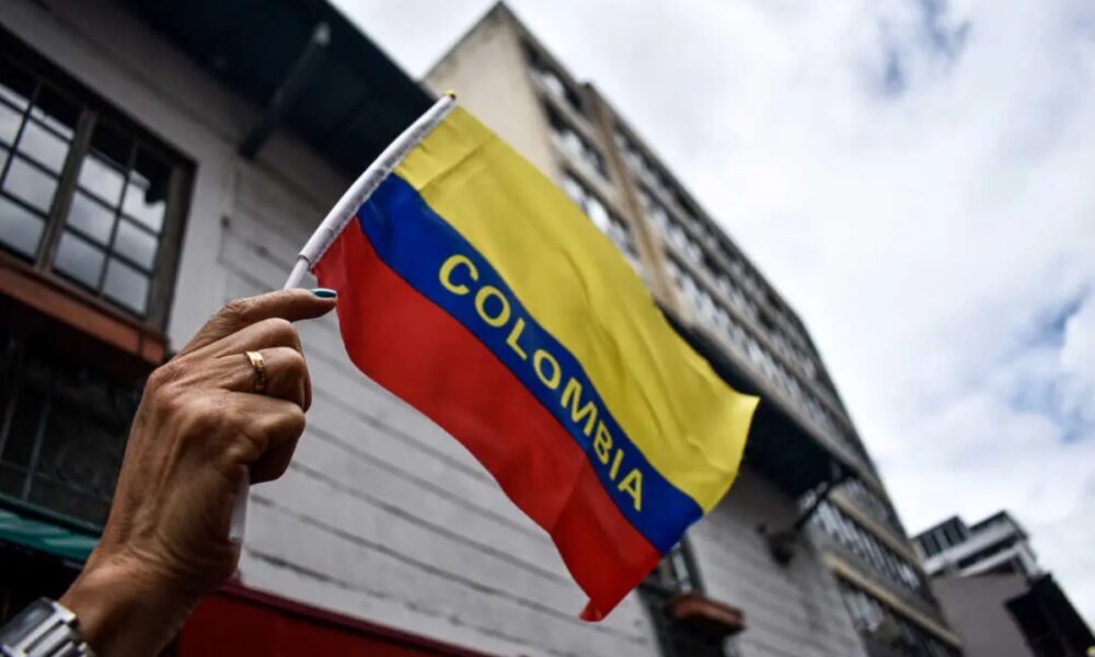 Colombia recibe más de mil 200 observadores para elecciones presidenciales
