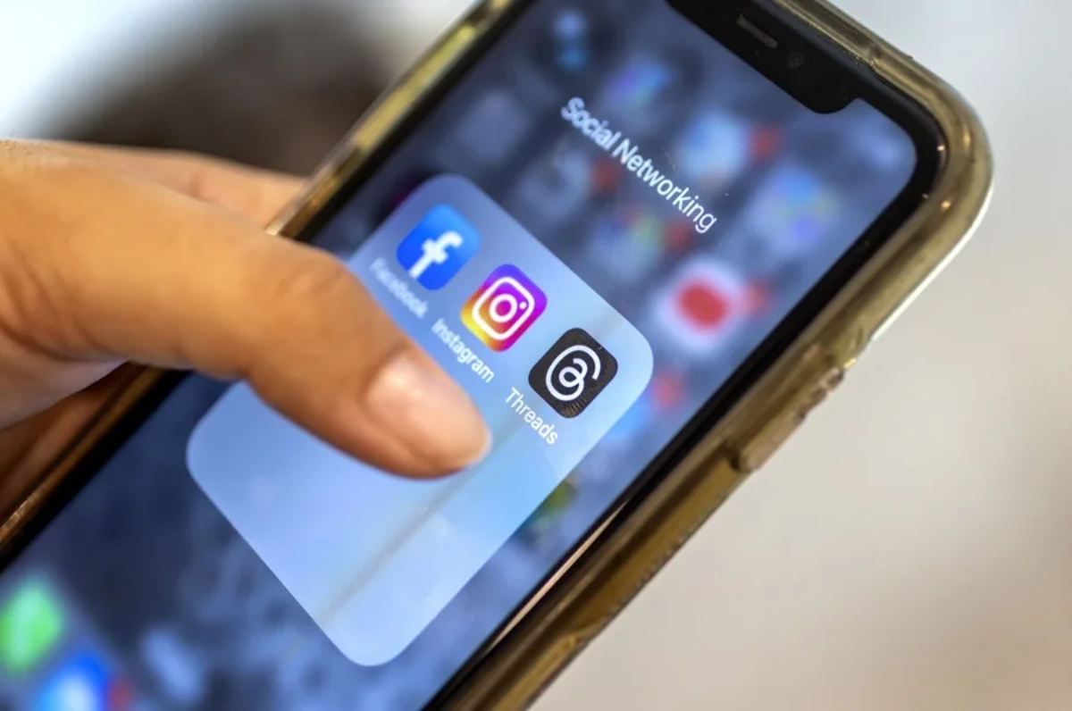 Reino Unido prohíbe redes sociales a menores de 16 años