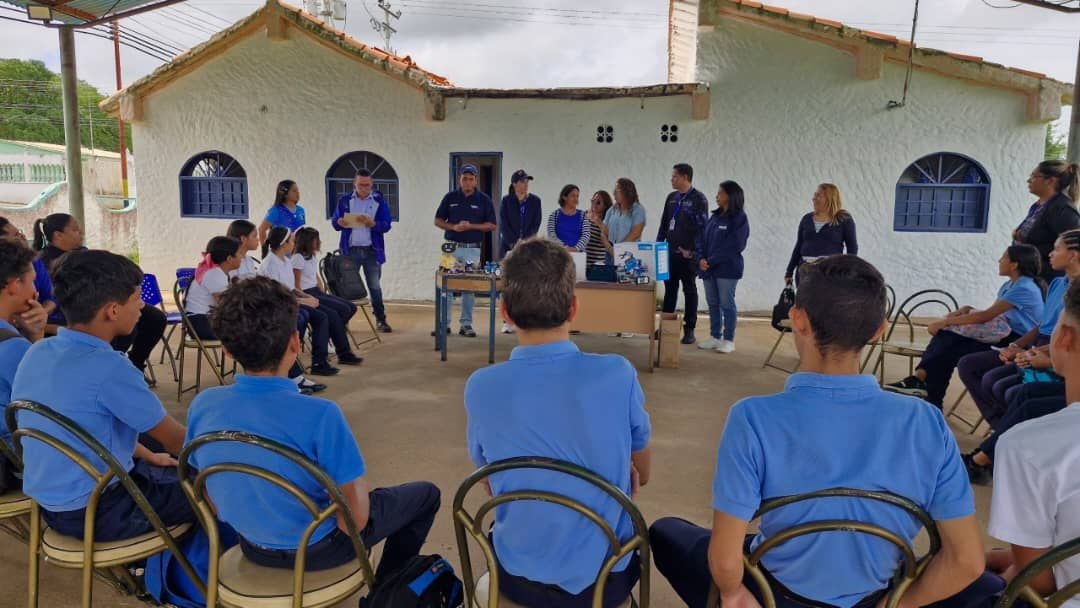 Conectividad de Cantv fortalece sala de robótica en Anaco