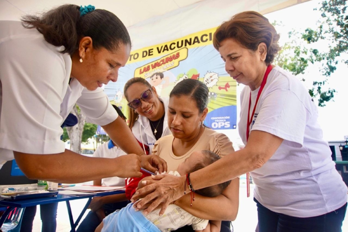 Semana Andina de Vacunación se despliega en regiones fronterizas