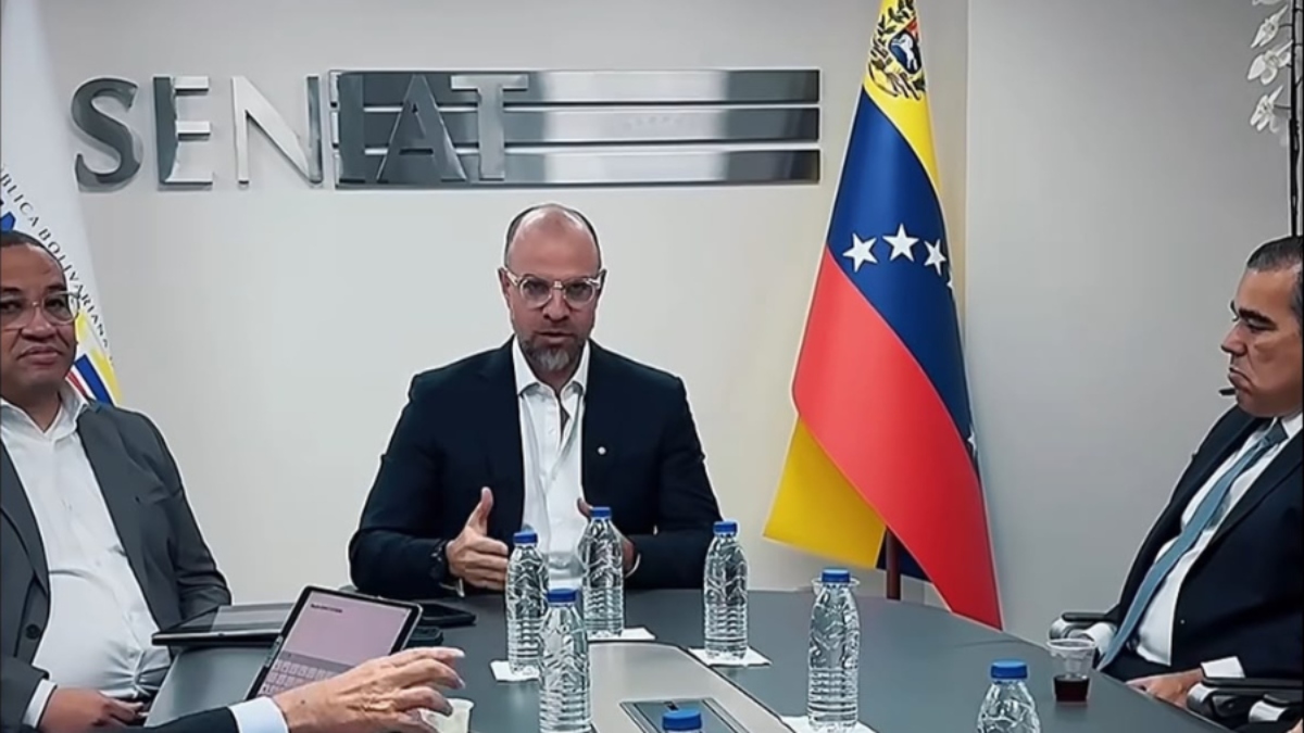 Seniat y banca privada buscan digitalización del sistema tributario