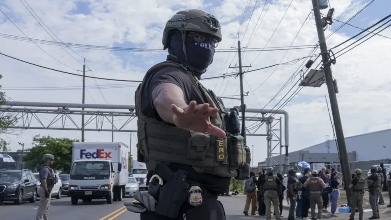ICE FBI
