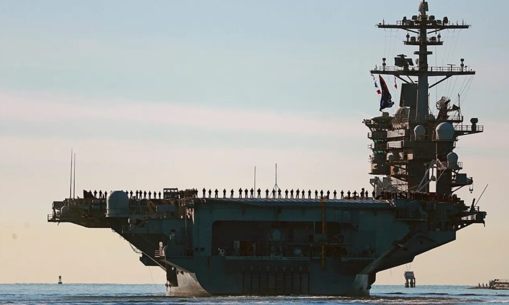 Surgen problemas de salud mental en portaaviones Abraham Lincoln