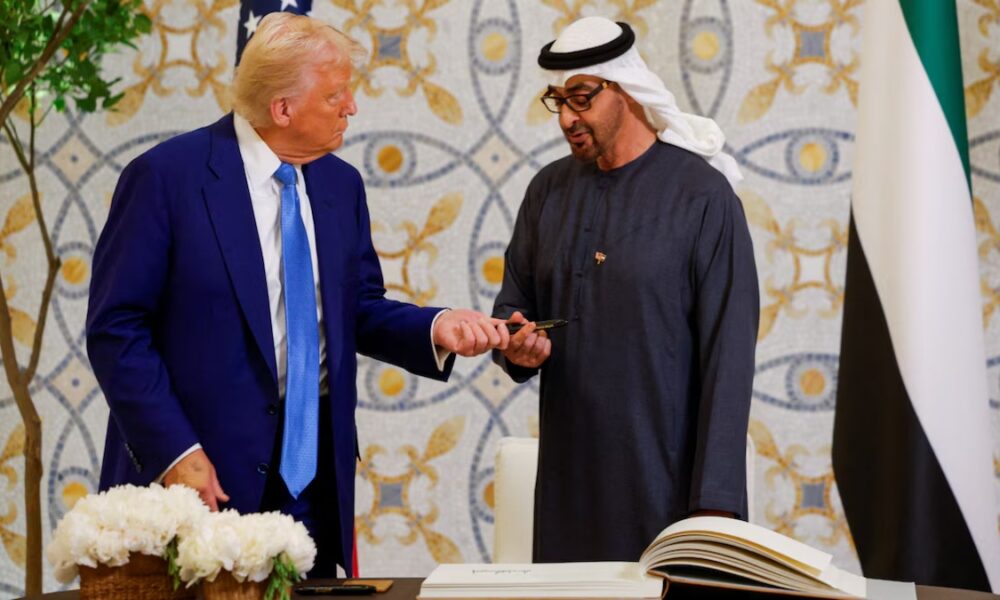 Emiratos Árabes se suma a las agresiones de EEUU contra Irán