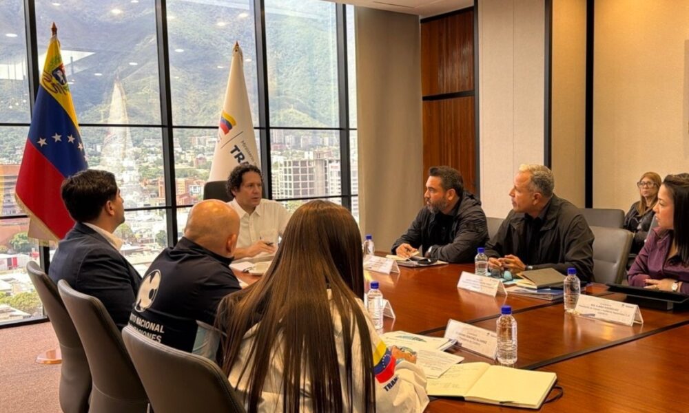 Ministerio de Transporte impulsa proyectos para la optimización del sistema marítimo nacional