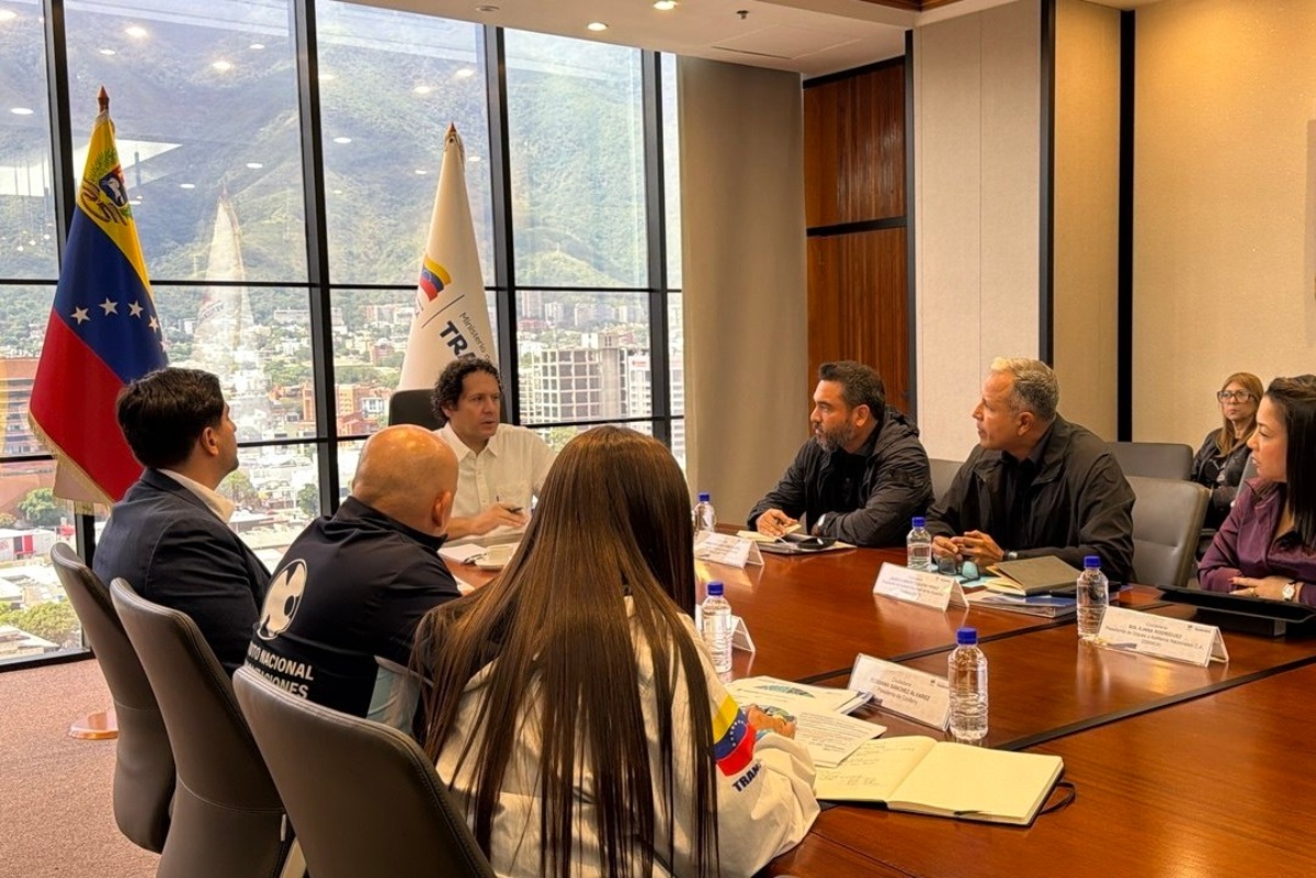 Ministerio de Transporte impulsa proyectos para la optimización del sistema marítimo nacional