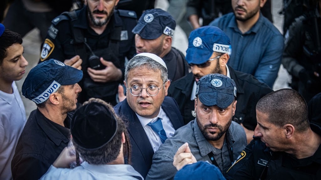 Israel quiere construir horcas para palestinos con palco de espectadores