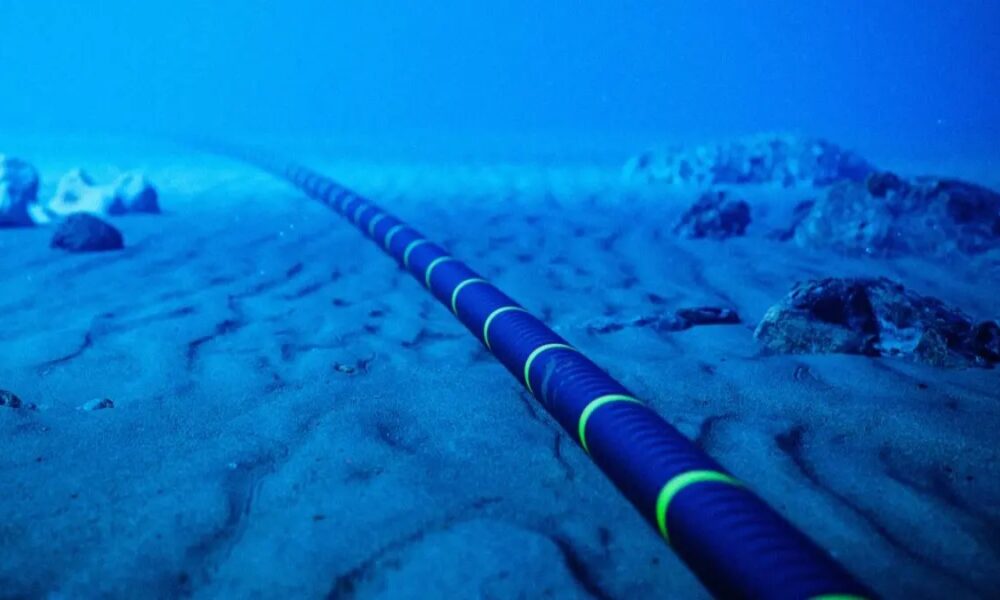 "Fénix": el cable submarino de CANTV para disminuir latencia de internet
