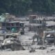 Asciende a 676 la cifra de fallecidos tras riada en Nepal