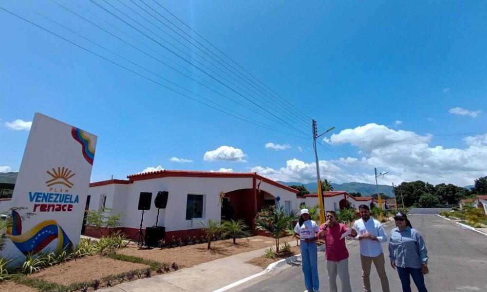 En Carabobo entregaron 51 viviendas equipadas a afectados por sismos