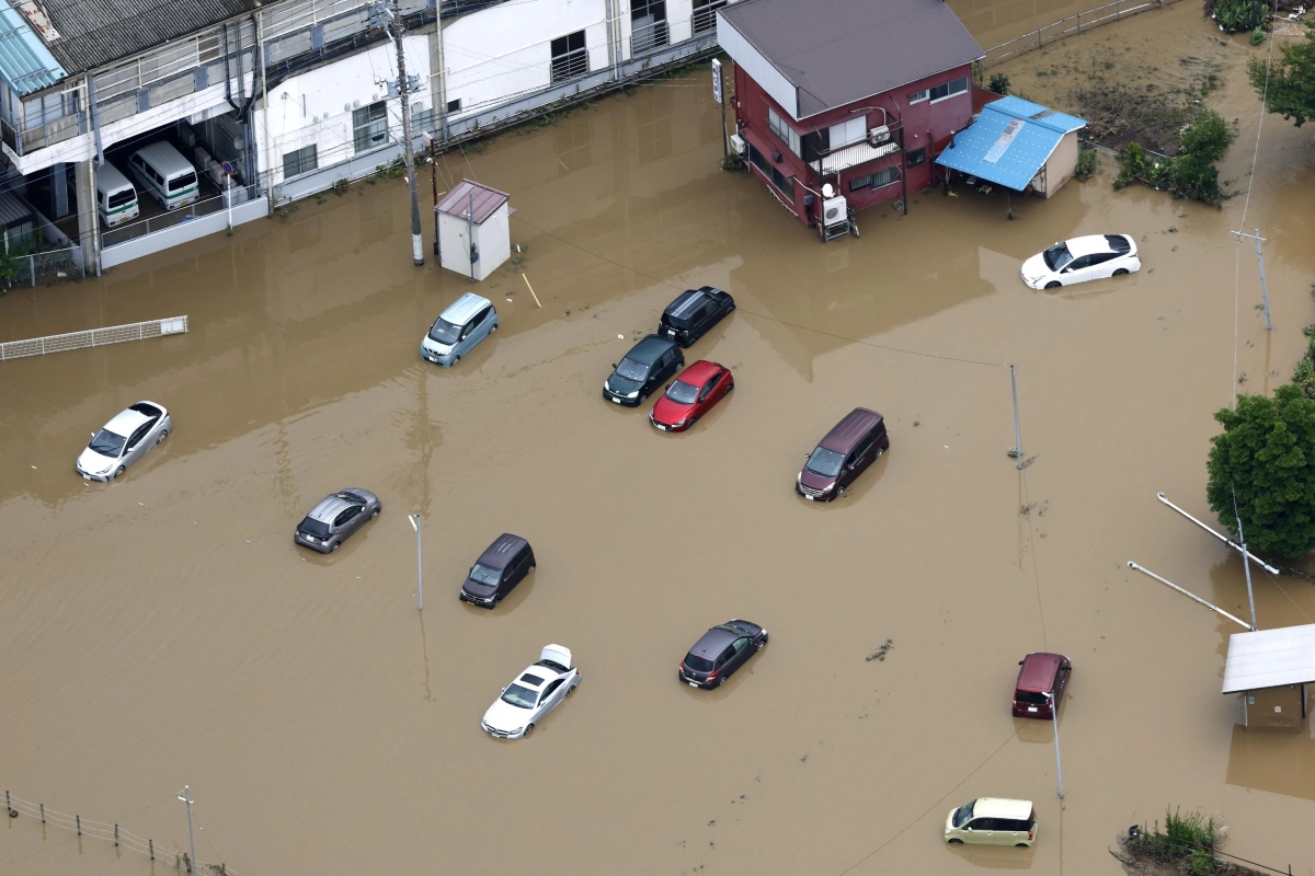 Fuertes lluvias en Japón dejan 10 muertos y severas inundaciones