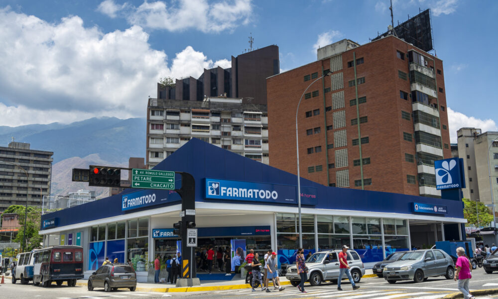 Farmatodo y Banco Mercantil lanzarán tarjeta con pagos por cuotas 