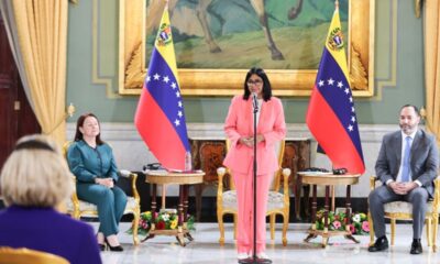 Presidenta Rodríguez lidera firma de acuerdo energético con empresas internacionales