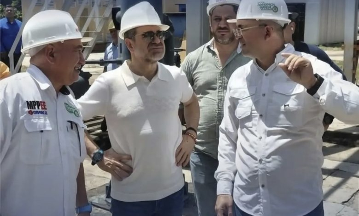 Gobernador Lacava impulsan plan para potenciar Planta Castillito