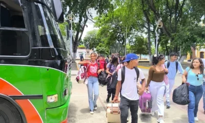 Bachilleres de Guárico inician viaje hacia Amazonas como parte del Reconocimeinto al Mérito Estudiantil