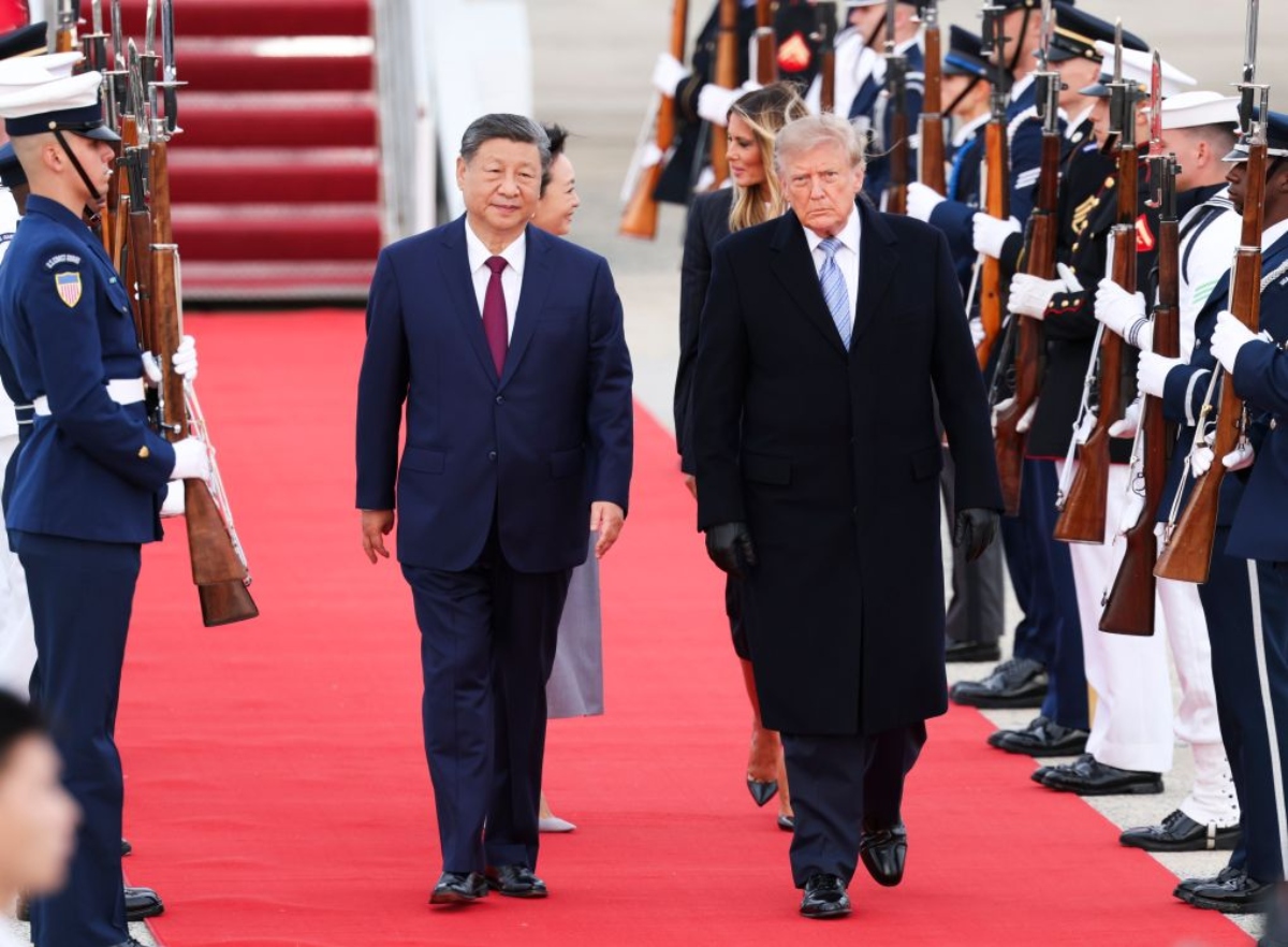 Xi Jinping llega a EEUU para visita de Estado y Trump lo recibe