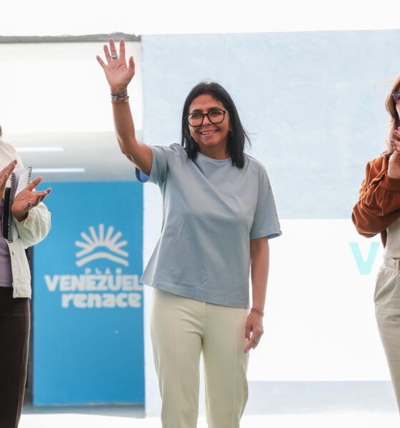 Ejecutivo nacional entrega 96 viviendas en parroquia Santa Teresa