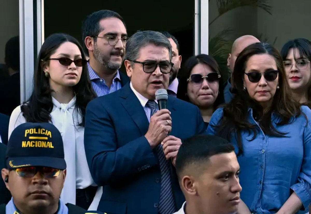 Absuelven a expresidente de Honduras acusado de corrupción