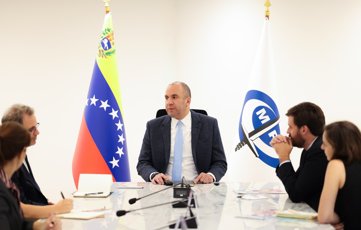 Fiscal Devoe sostuvo encuentro con delegación de Human Rights Watch