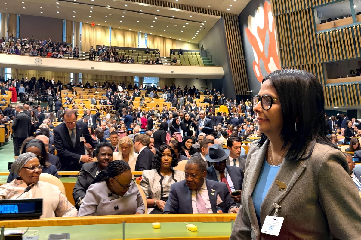 Gran movilización en Caracas respalda a presidenta Delcy Rodríguez en la ONU